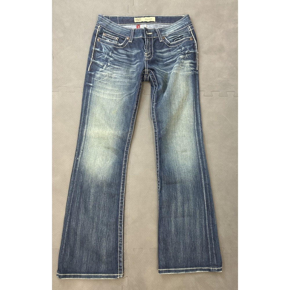 BKE Buckle Women's Size 28x31.5 Blue Madison Jeans Designer Stretch Denim Pants